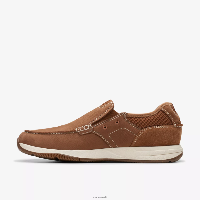 XFL6JJ892 helepruun nubuk Clarks purjevaate samm