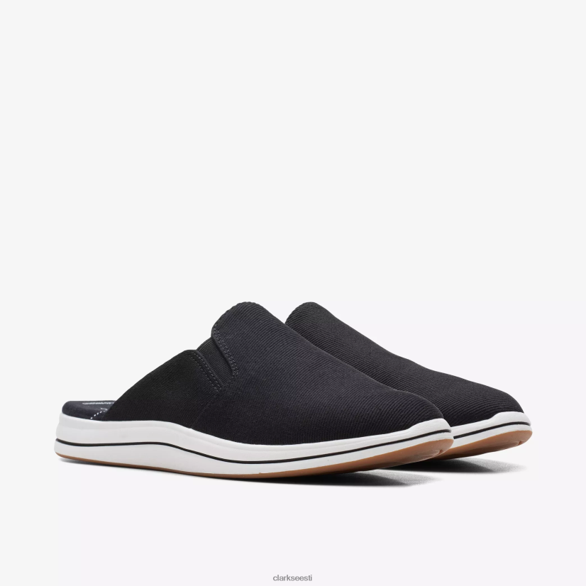 XFL6JJ601 must Clarks tuule kaldal