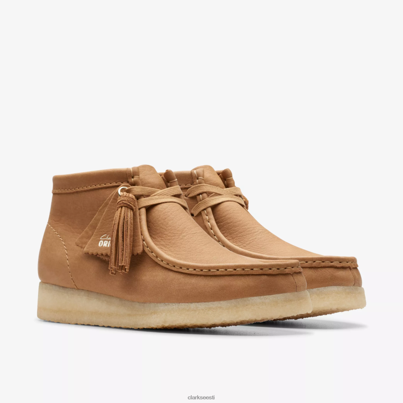 XFL6JJ378 keskpruun nahk Clarks wallabee saabas